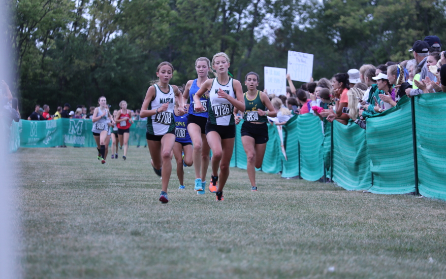 Two Mason girls lead the pack as fans cheer